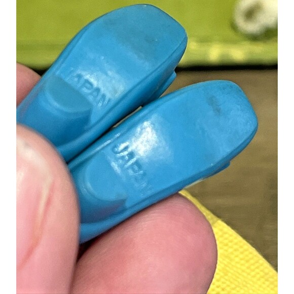 Vintage Barbie Sears Exclusive The Yellow Go 1816 Coat hat shoes Hose Stockings - Picture 5 of 9